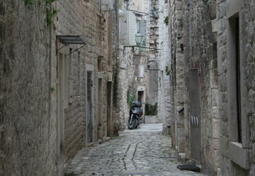 Trogir - gradska jezgra i uske ulice