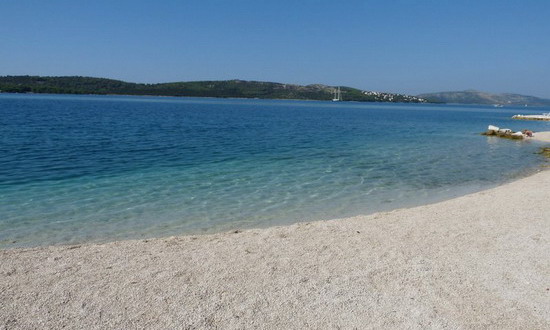 Trogir - plaže i kristalno čisto more